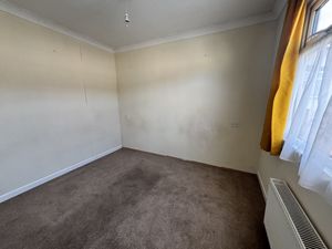 Bedroom- click for photo gallery